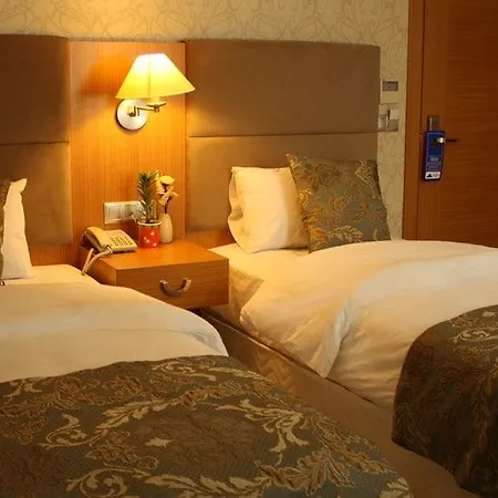 Yukselhan 3* Адана